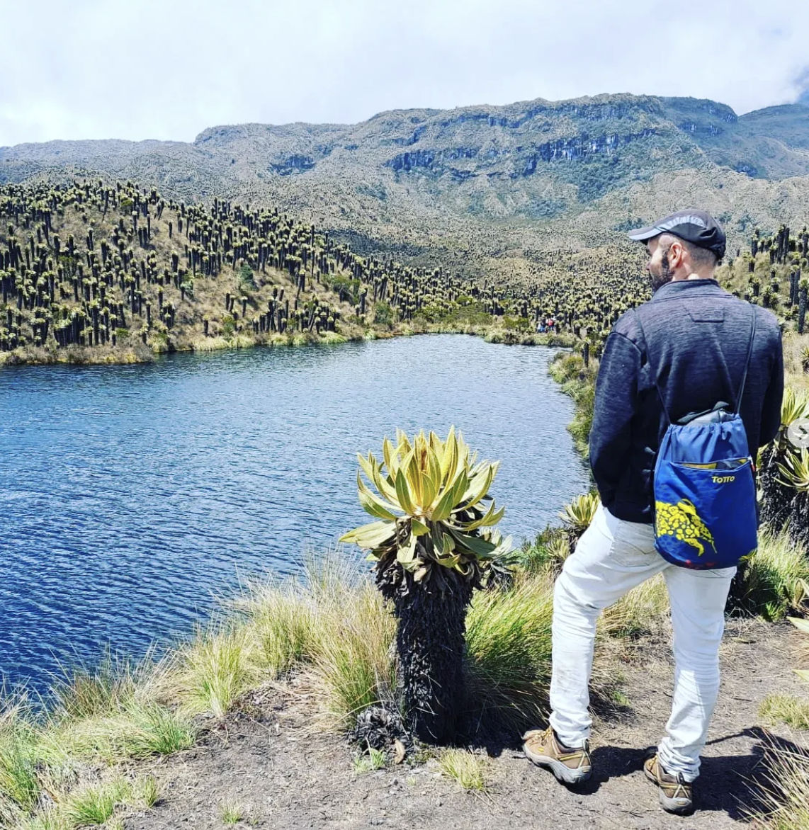 Fabrice Dubesset, Travel Planner Colombie, dans un parc naturel en montagne